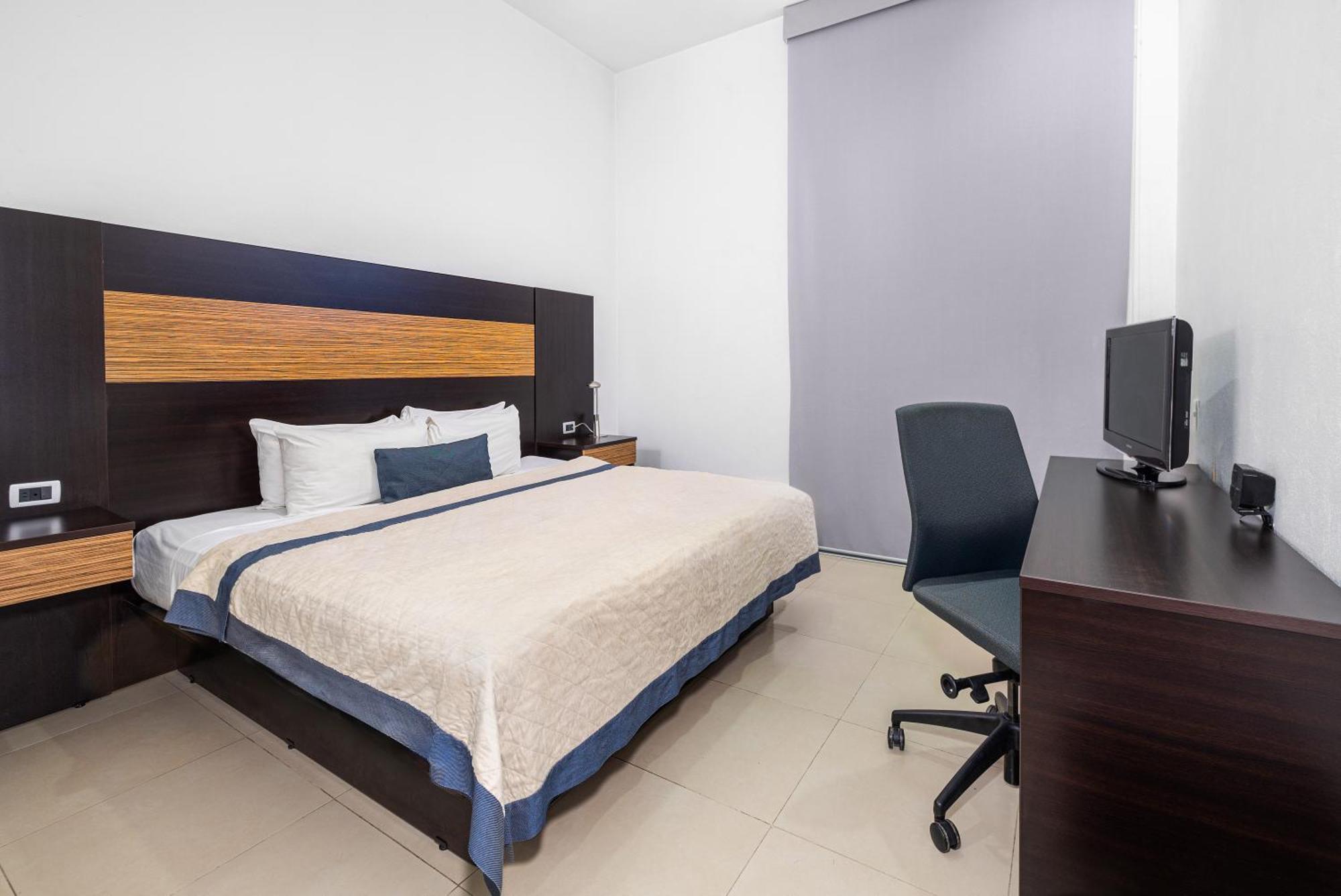Hotel Mexico Plaza Silao Aeropuerto Eksteriør billede